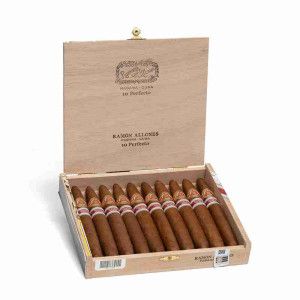莱蒙．阿隆尼 小俱乐部皇冠 42&times;129mm (25支/盒)<BR>RAMON ALLONES PETIT CLUB CORONAS<!--科罗纳 高朗拿 皇冠 高冠 冠 高郎拿-->